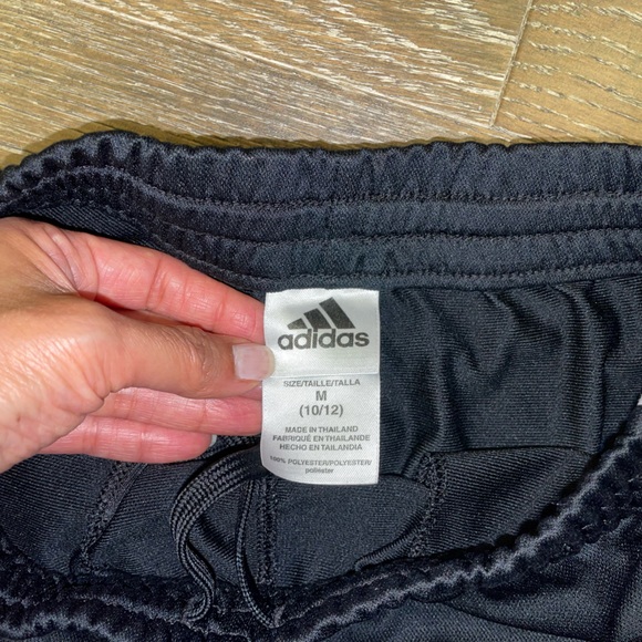 ADIDAS track pants Boys Medium (10/12) - Picture 3 of 3